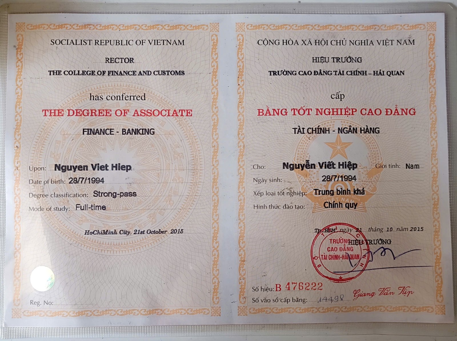 Bằng tốt nghiệp Cao đẳng Tài chính - Ngân hàng